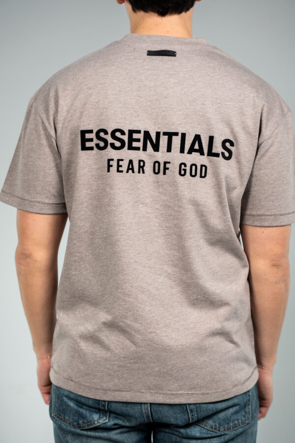 Fear of God – Essentials T-Shirt Brown tweede afbeelding