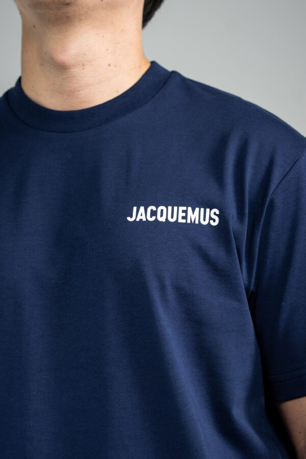 Jacquemus – Basic T-Shirt Navy Blue tweede afbeelding