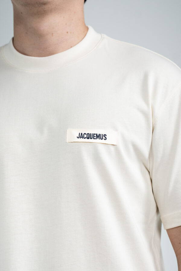 Jacquemus – Gross Grain T-Shirt Creme tweede afbeelding