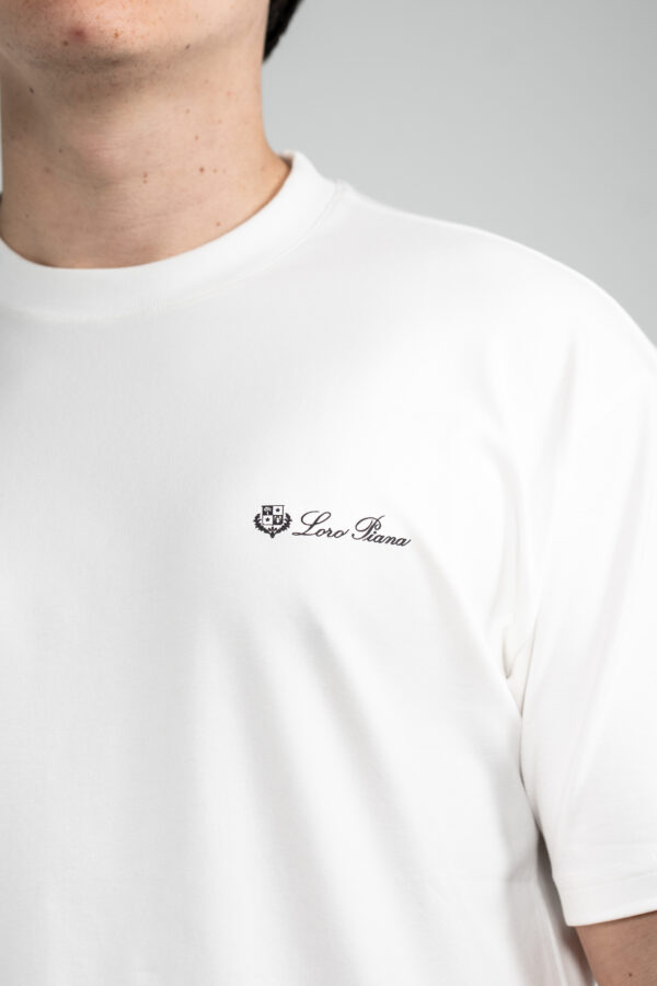 Loro Piana – T-Shirt White Black Logo tweede afbeelding