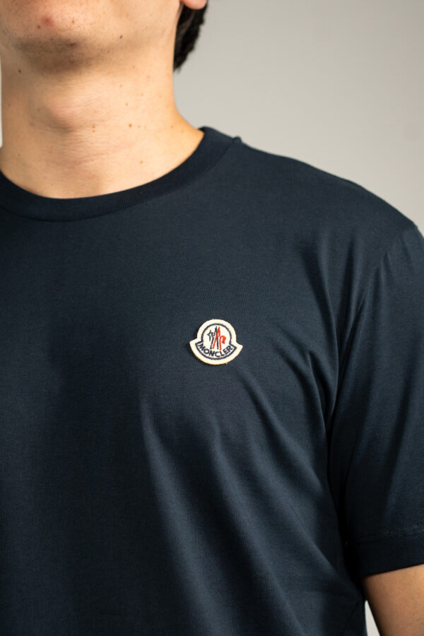 Moncler – Basic T-Shirt Navy Blue tweede afbeelding