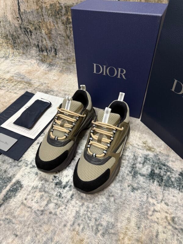 Dior – Sneaker B22 Army Green tweede afbeelding