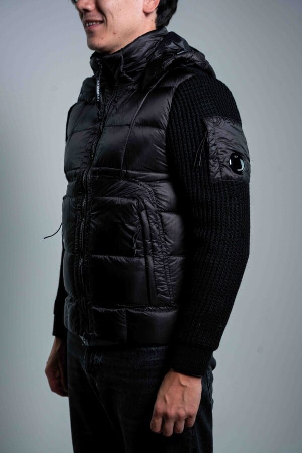 CP Company – Lens Cardigan Black tweede afbeelding