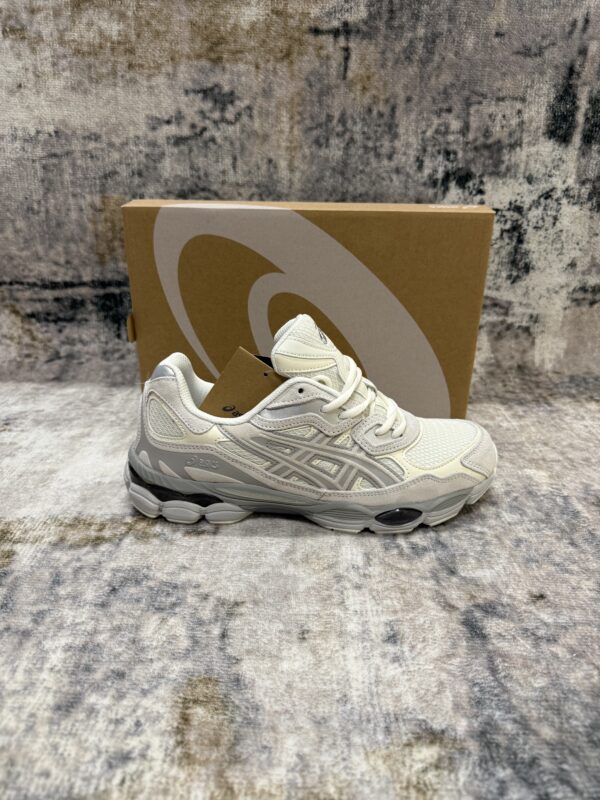 Asics – Gel Nyc Light Grey