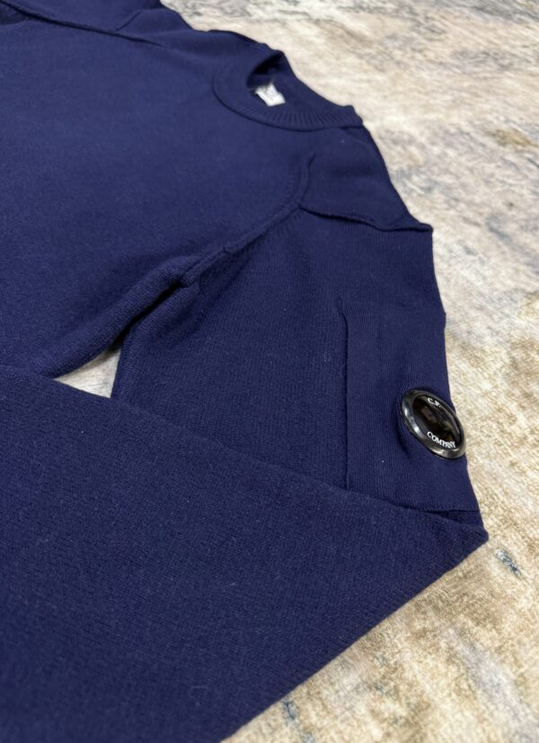 CP COMPANY – Knitted Sweater Navy Blue tweede afbeelding