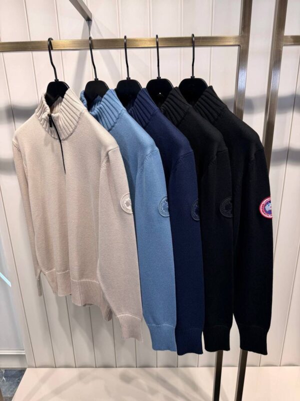 Canada Goose – Halfzip Sweater Navy Blue tweede afbeelding