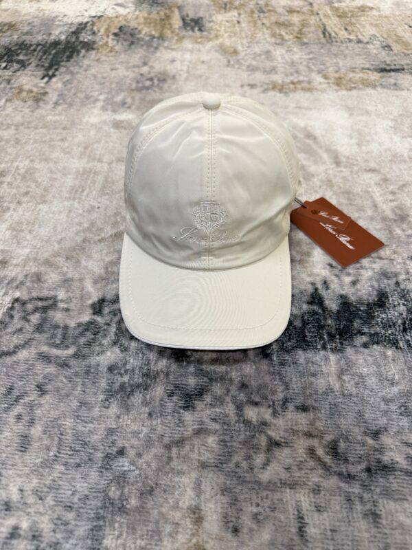 Loro Piana – Cap Beige