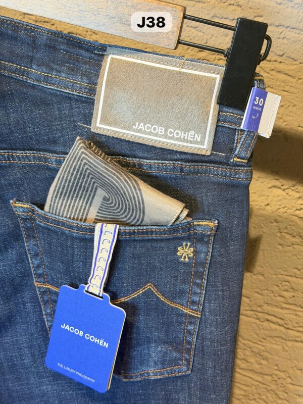 Jacob Cohen – Jean Bard Beige Square Label