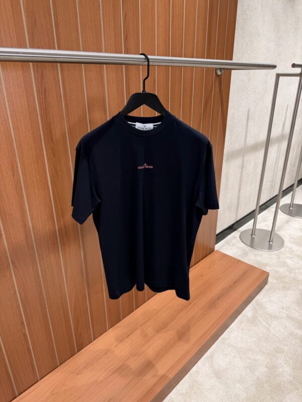 Stone Island – Red Compass T-shirt Navy Blue