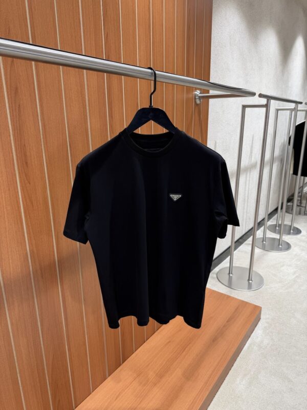 Prada – Basic T-shirt Black