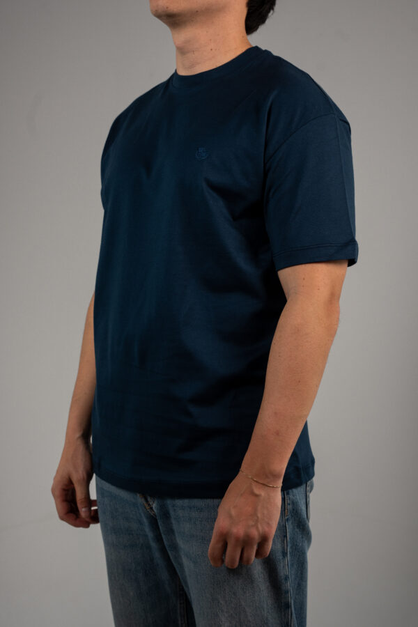 Loro Piana – Basic Logo T-shirt Navy Blue tweede afbeelding