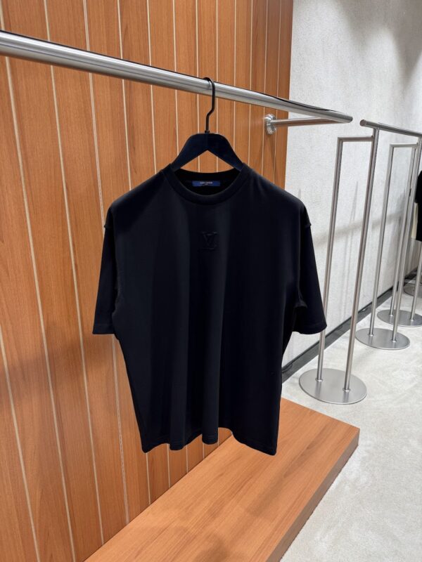 Louis Vuitton – Embossed T-shirt Black