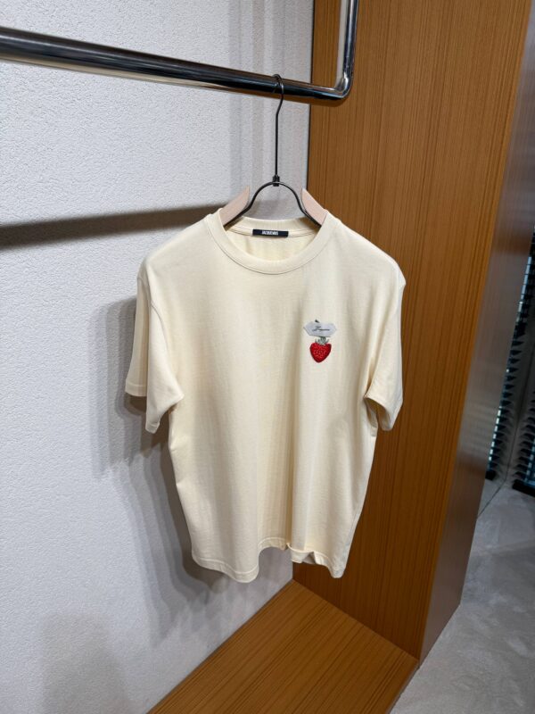 Jacquemus – Strawberry T-shirt Ecru