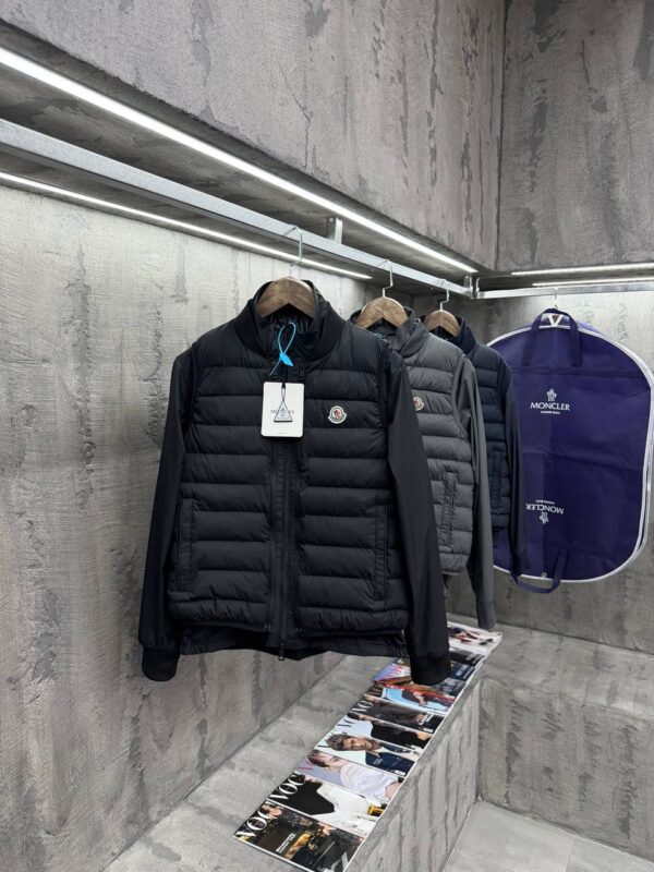 Moncler – Bodywarmer + Windbreaker Black