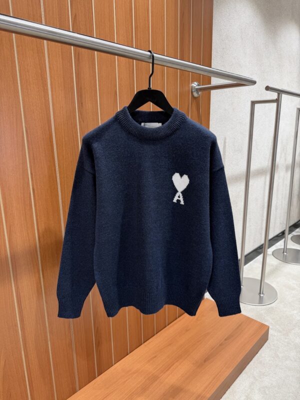 AMI – Heart Knitted Sweater Navy Blue