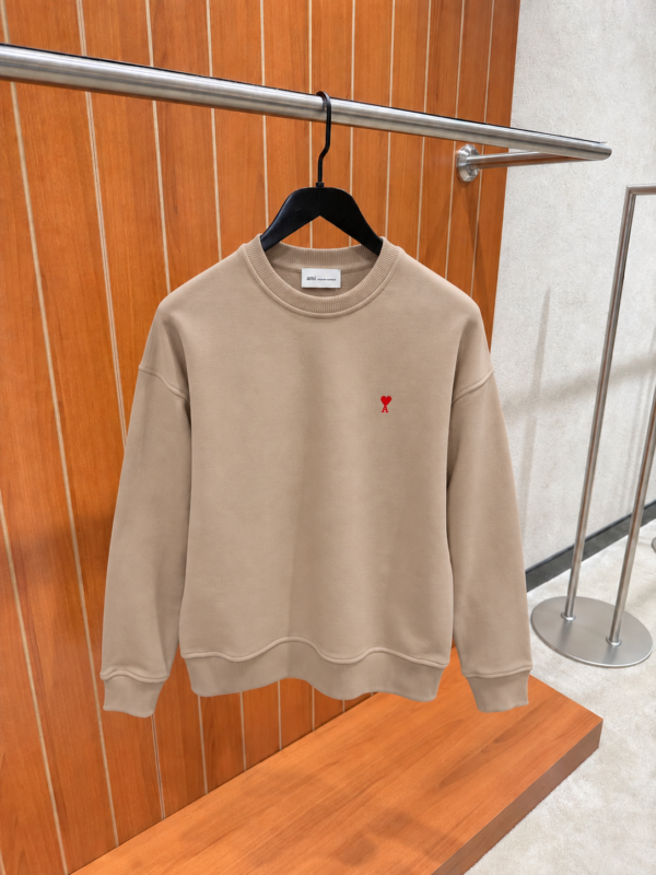 Ami – Sweater Coffee With Milk