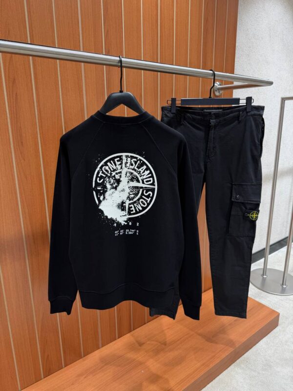 Stone Island – Compas Backprint Sweater Black tweede afbeelding