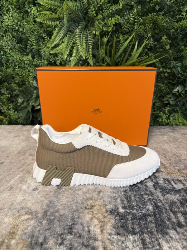 Hermes – Bouncing Sneaker Taupe White