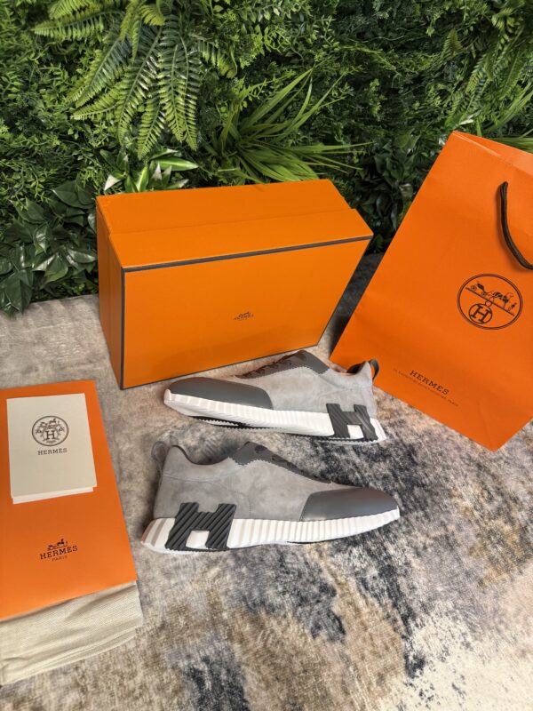 Hermes – Bouncing Sneaker Dark Grey tweede afbeelding